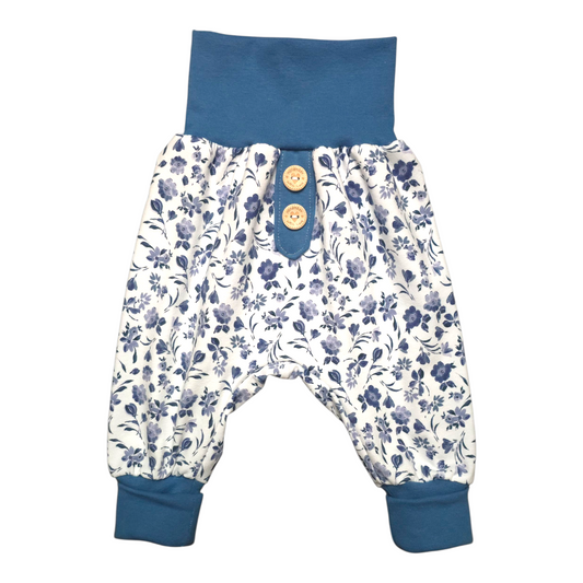 Pumphose blaue Blüten